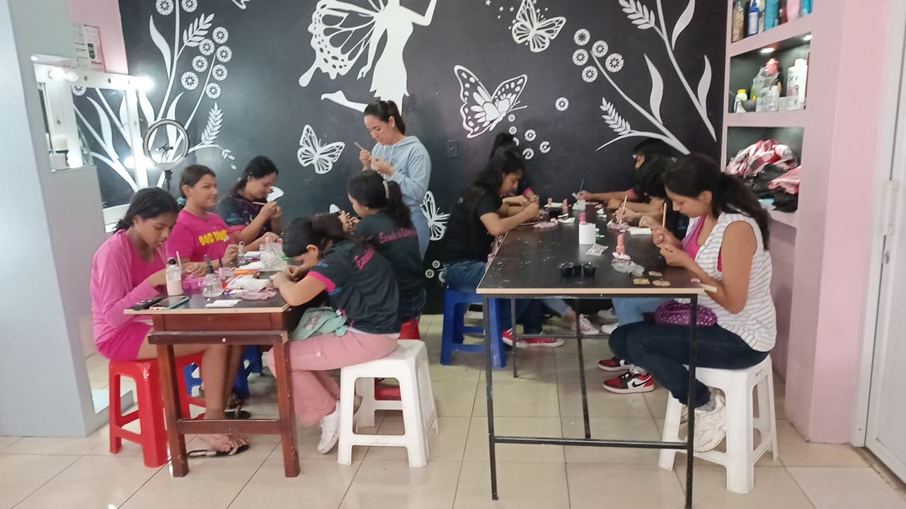 Corporación Educativa Americano