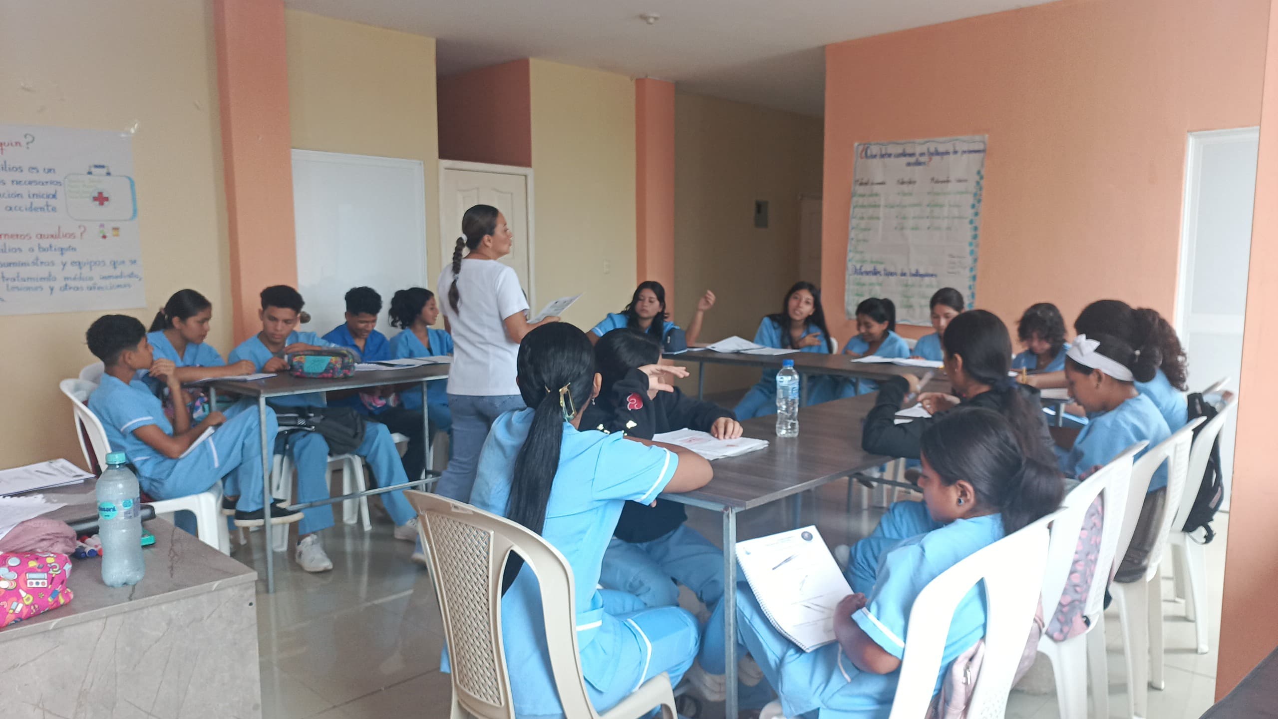 Corporación Educativa Americano