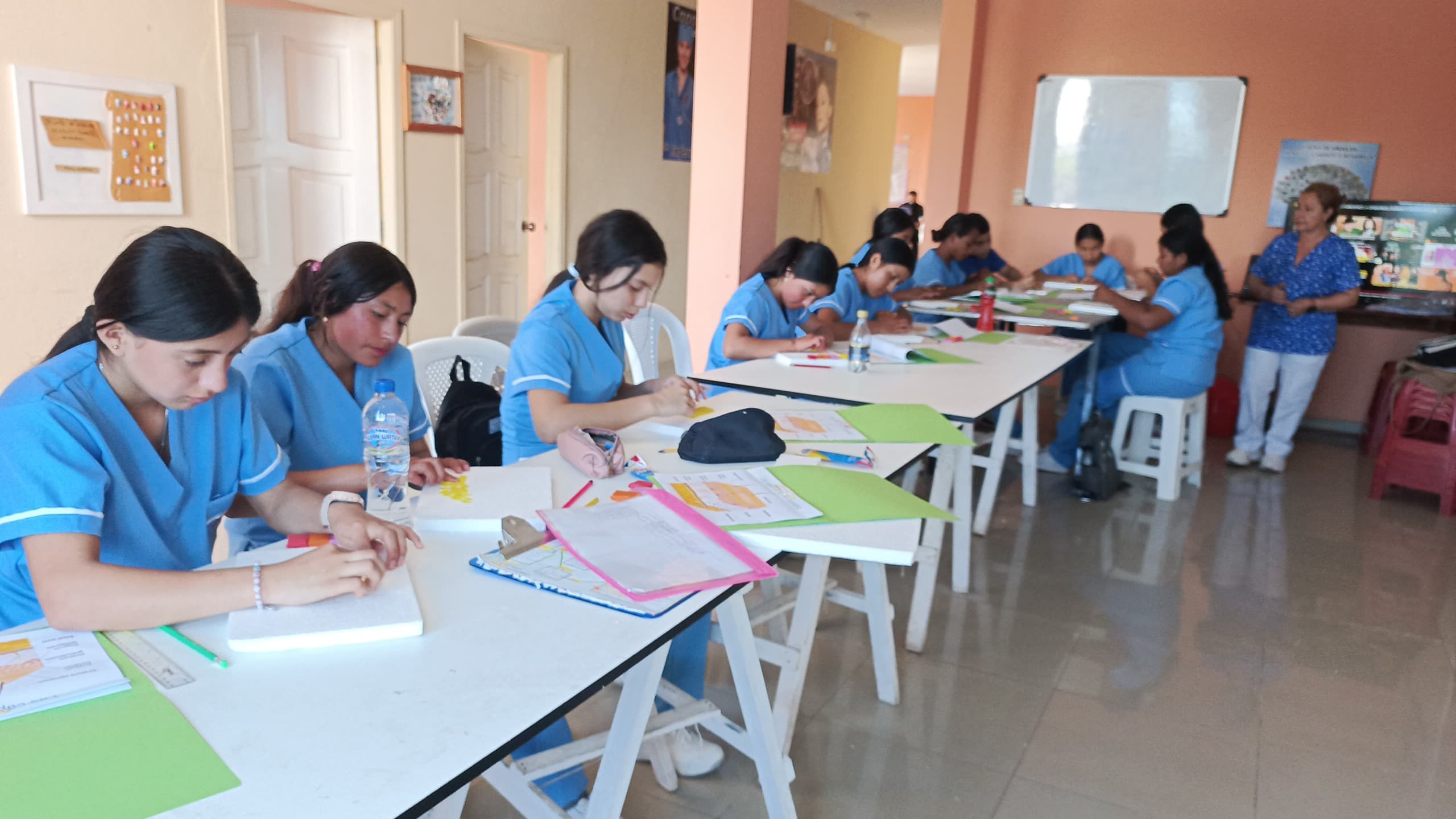 Corporación Educativa Americano